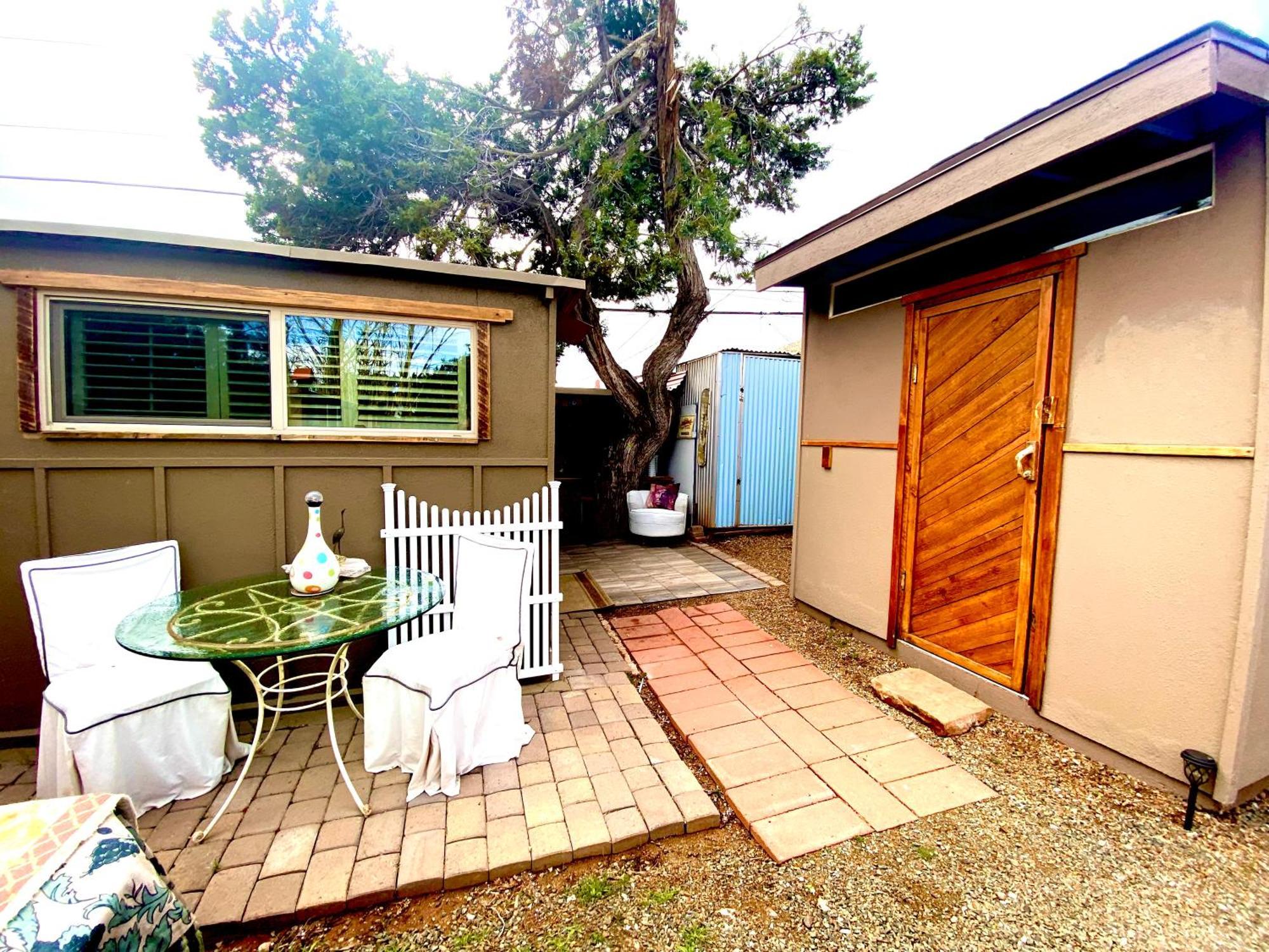 Sedona Camp Tiny House Hotel Exterior photo