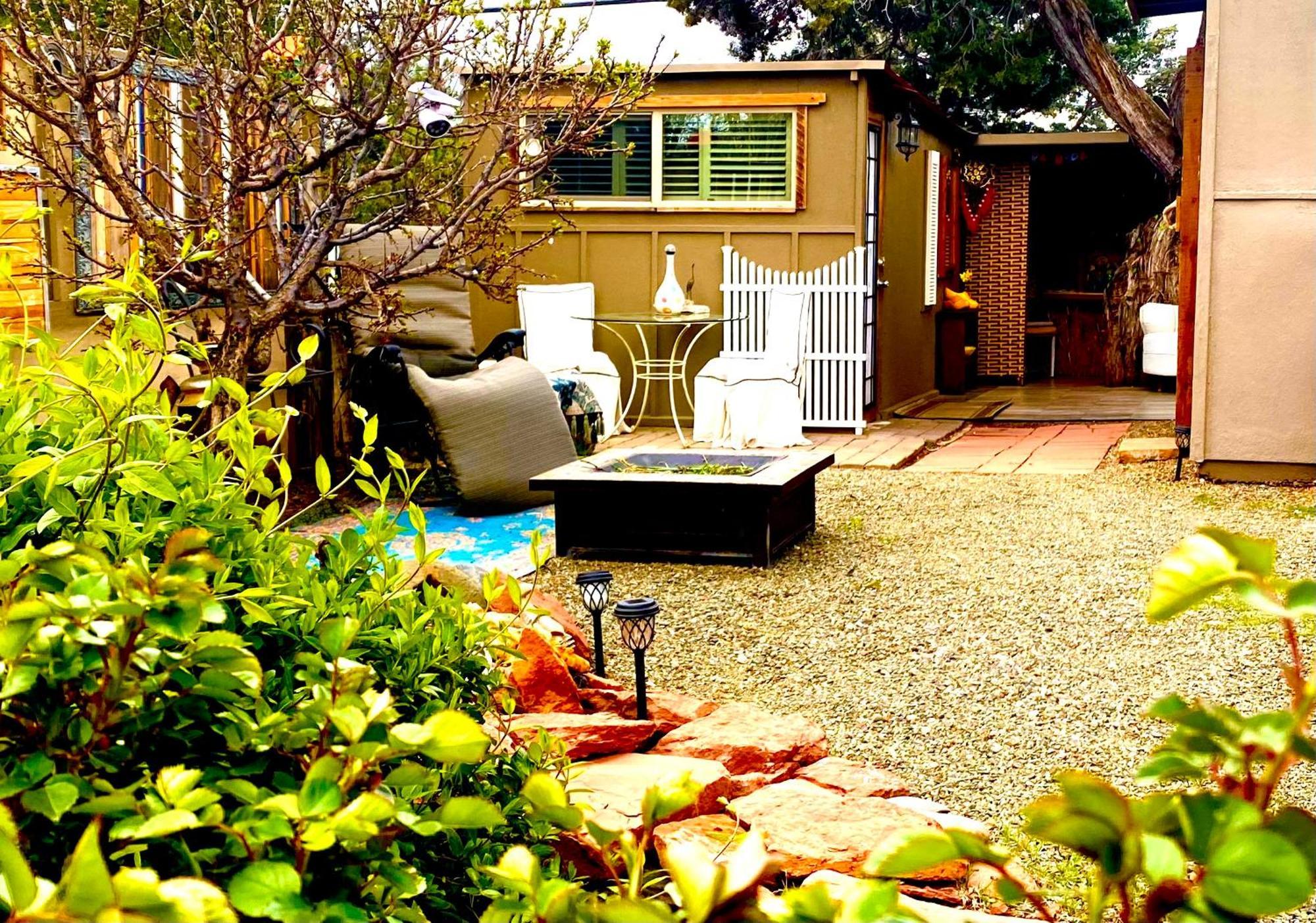 Sedona Camp Tiny House Hotel Exterior photo